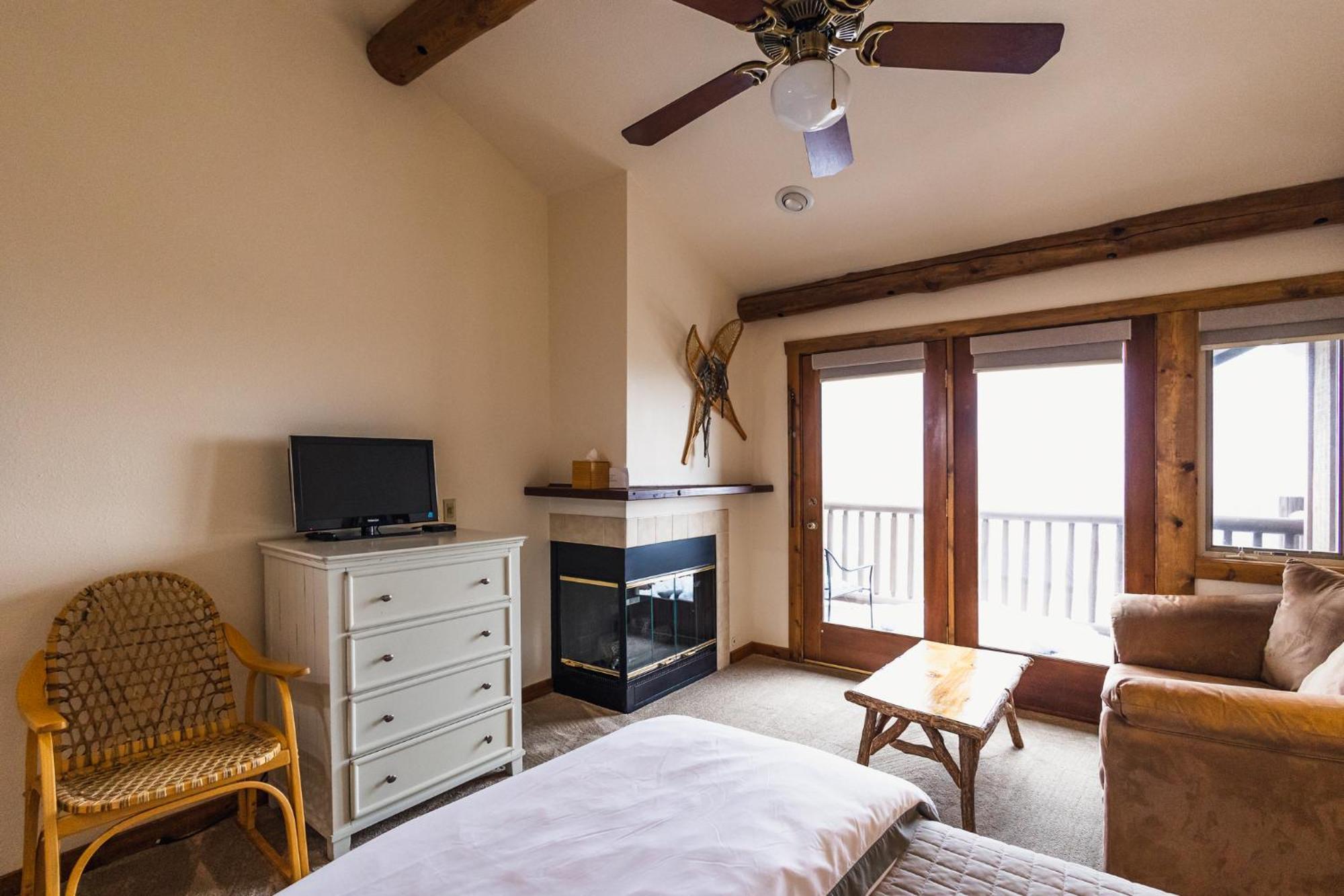Taharaa Mountain Lodge 에스테스 파크 외부 사진